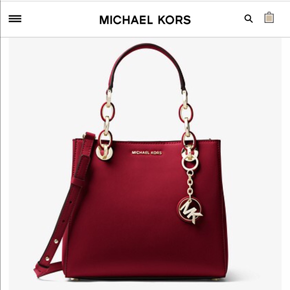 Iam selling a Beautiful Michael Kors Purse